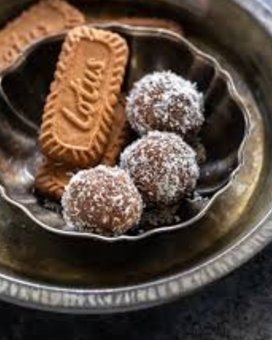 Lotus Biscoff Laddoo